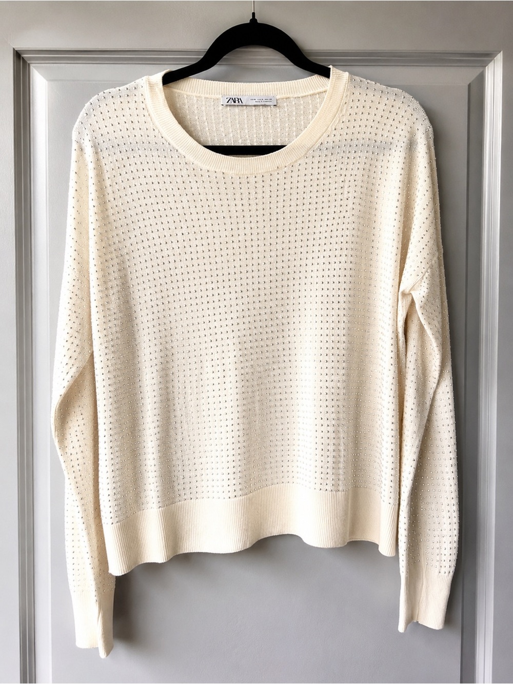 Zara Cream Rhinestone Studded Lightweight Sweater Size M